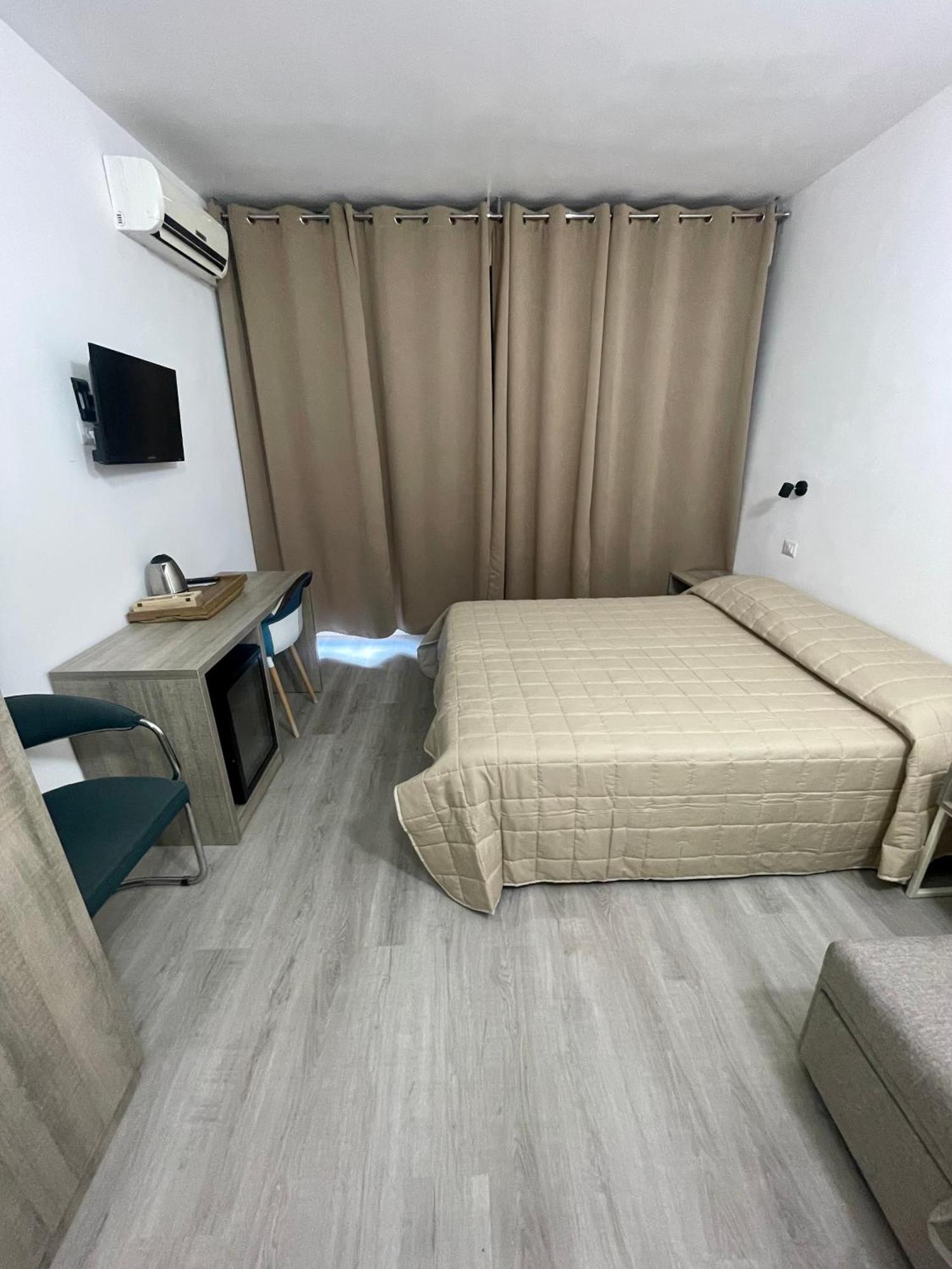 Hotel Anna Siena Nord Exterior foto