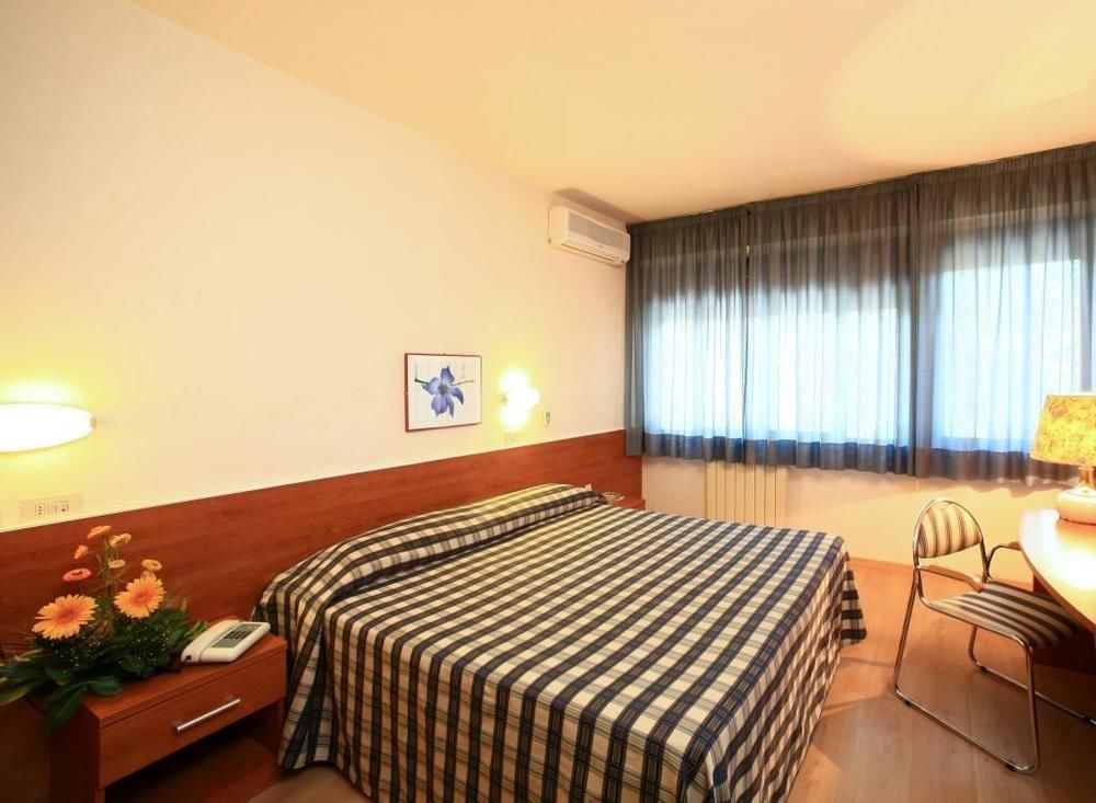 Hotel Anna Siena Nord Exterior foto
